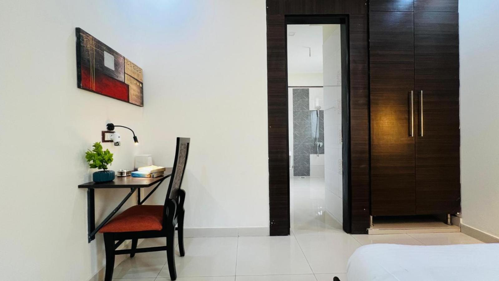 Bluo - Dlf Cybercity Gurgaon