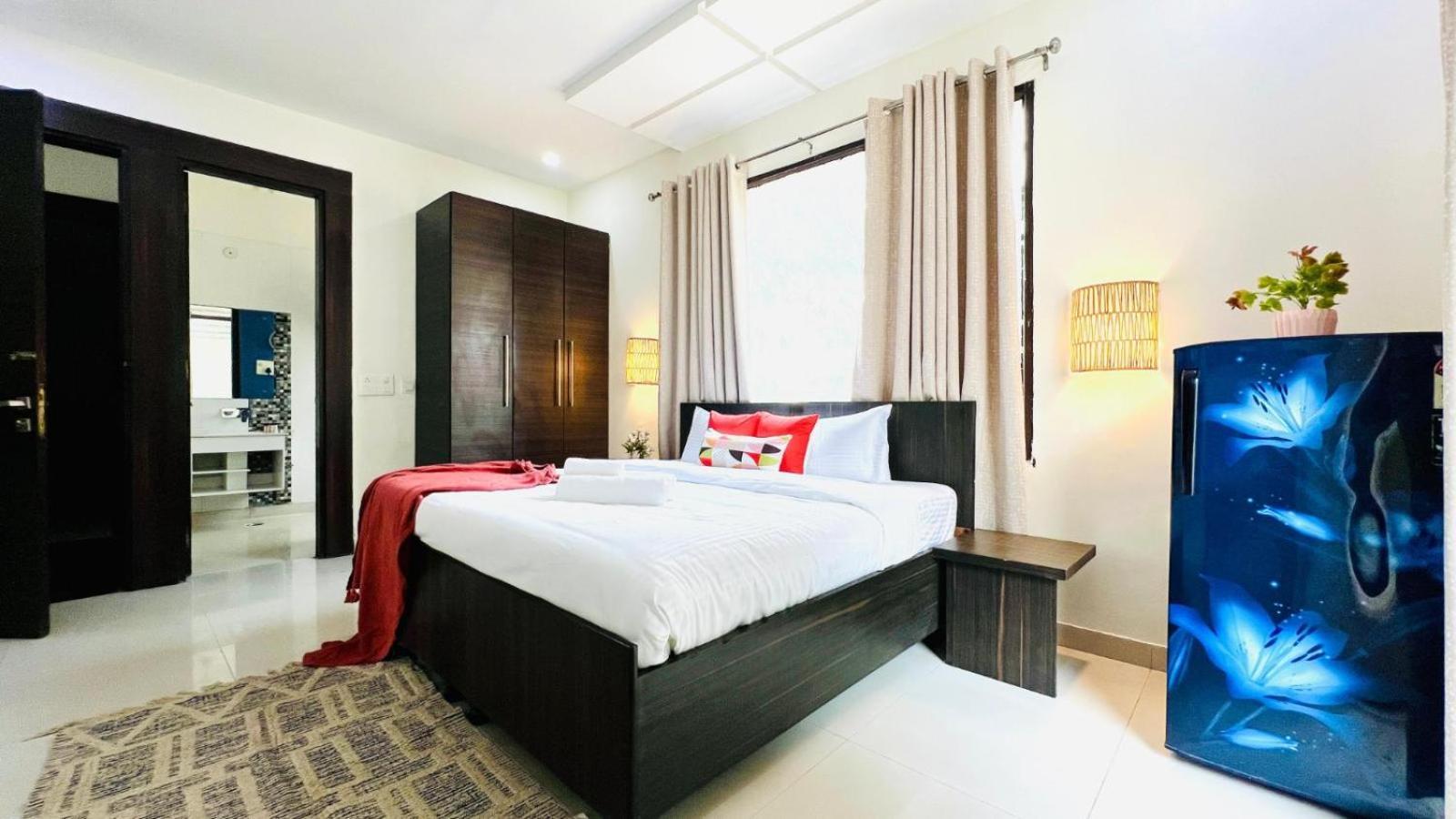 Apartment Bluo - Dlf Cybercity *