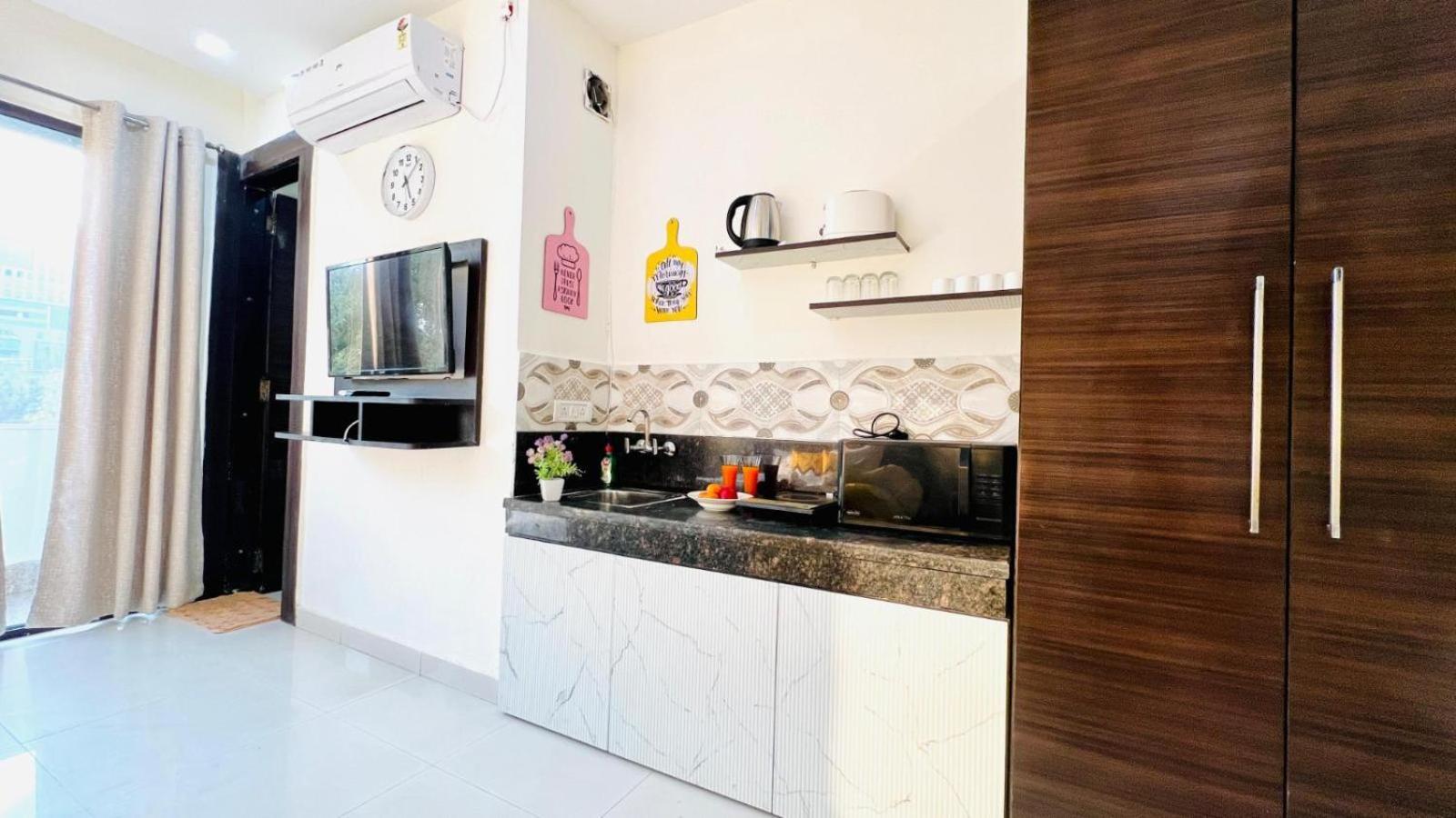 Bluo - Dlf Cybercity * Gurgaon