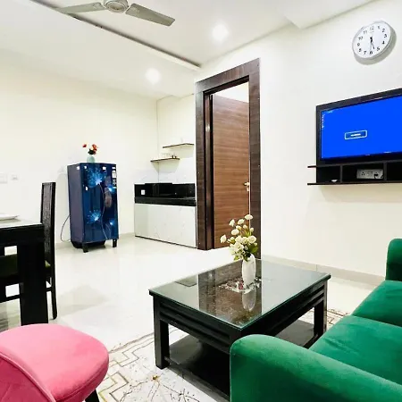 Bluo Stays - Dlf Cybercity Gurgaon Exterior photo